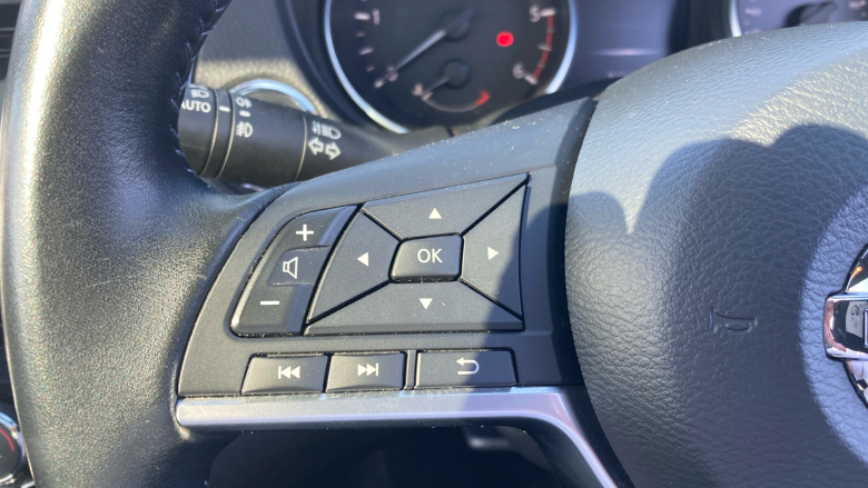 Nissan Qashqai 1.6 dCi Tekna+ 5dr Xtronic Diesel Hatchback